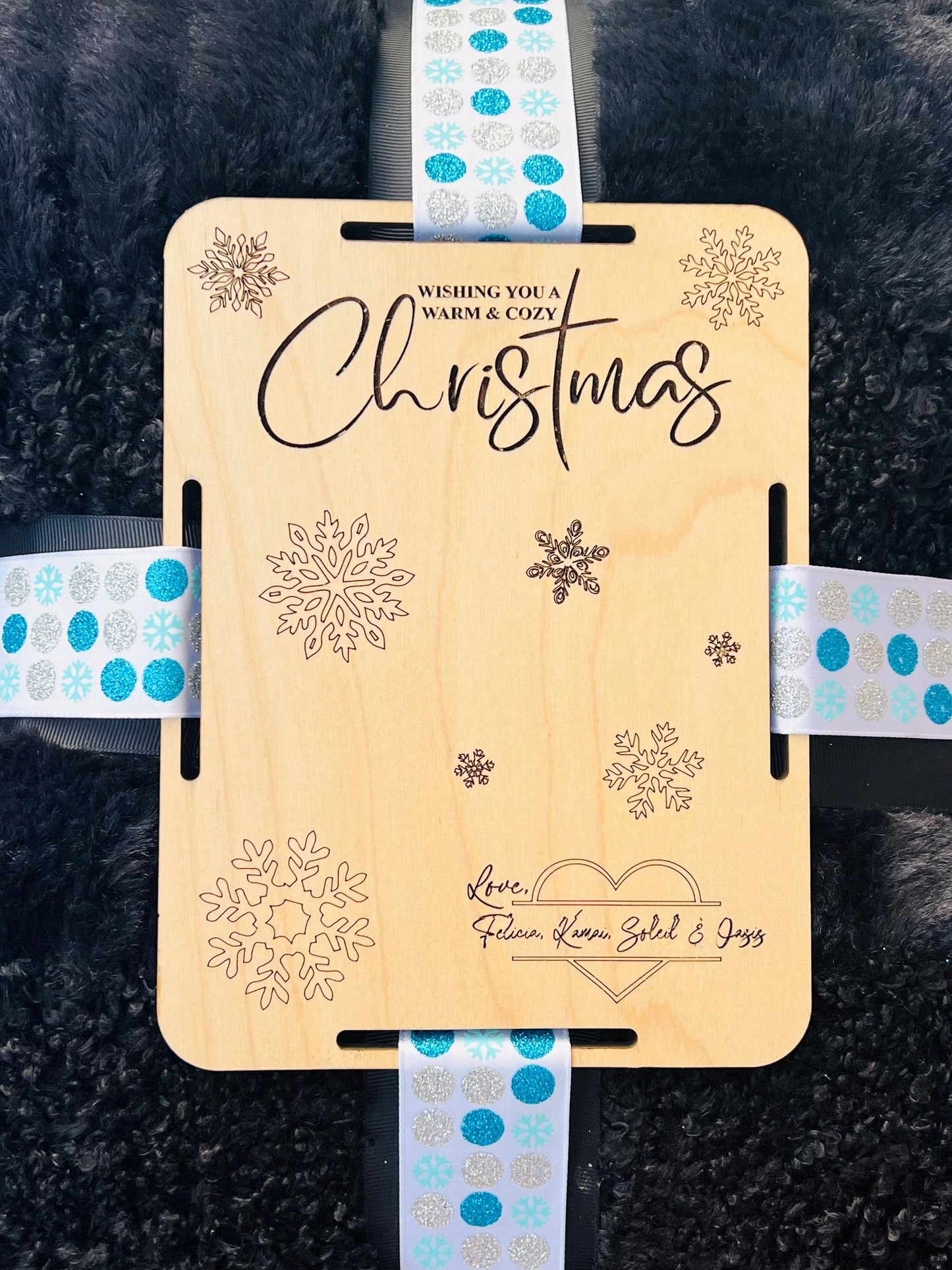 Blanket tag SVG, Blanket gift set, Custom blanket with name tag, Christmas Blanket Tag, Personalized blanket tag, Holiday blanket sherpa,