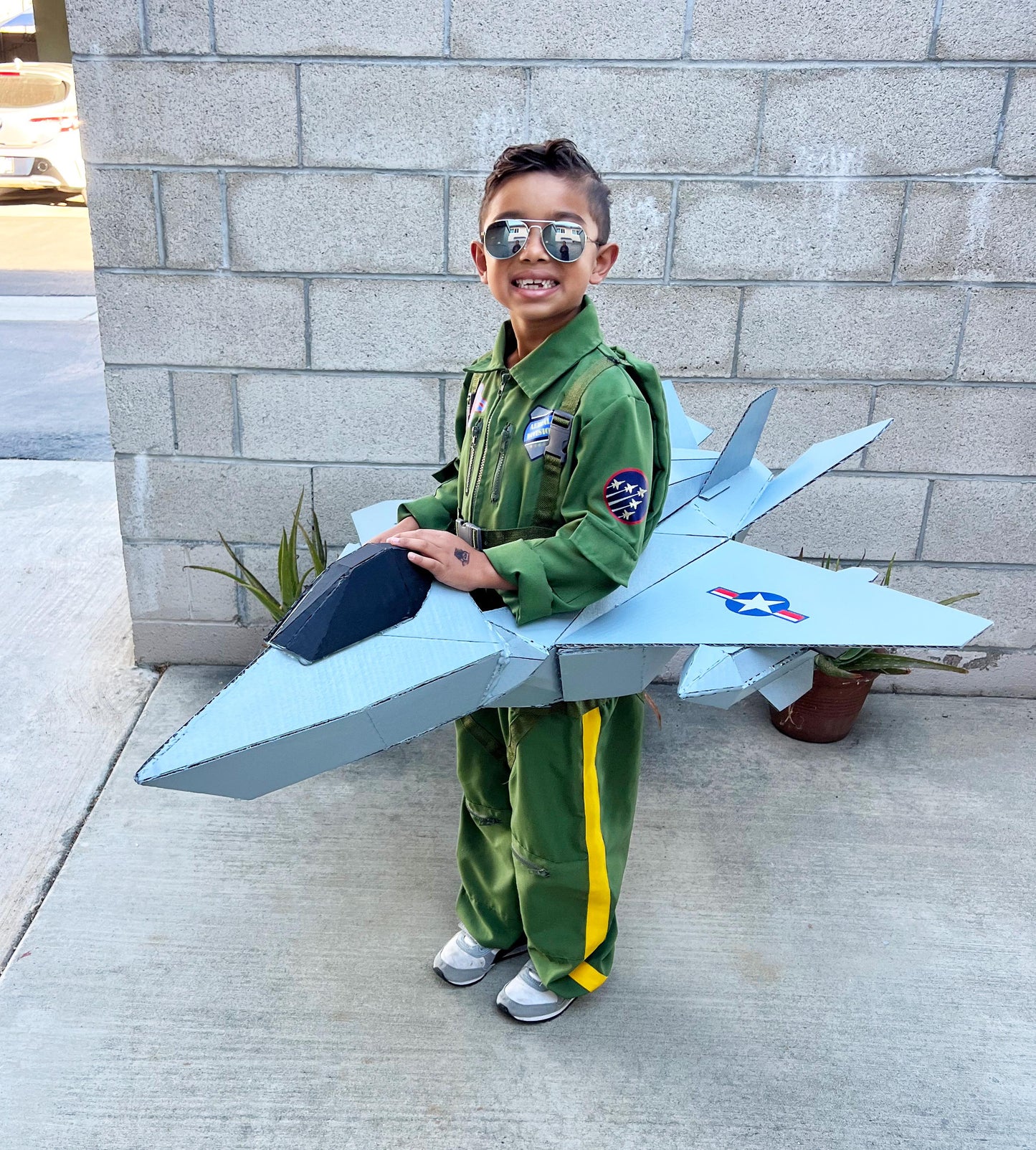 Top Gun Costume, Air Force Costume, Jet Fighter pilot, Cardboard costume patterns, Cardboard costume template, Kids fighter jet party supply