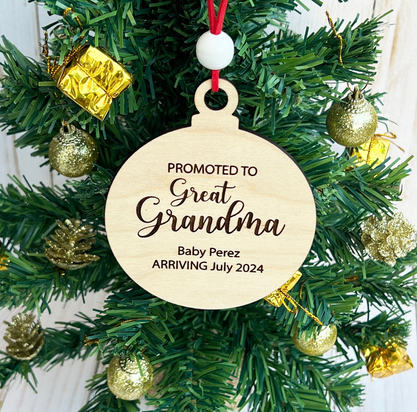 Personalized Pregnancy Announcement Christmas Ornament: Promoted to Grandma